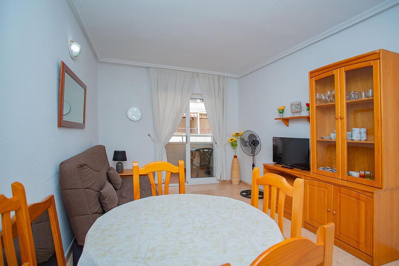 096 Pleasant Place Luis - Alicante Holiday Torrevieja Exterior foto