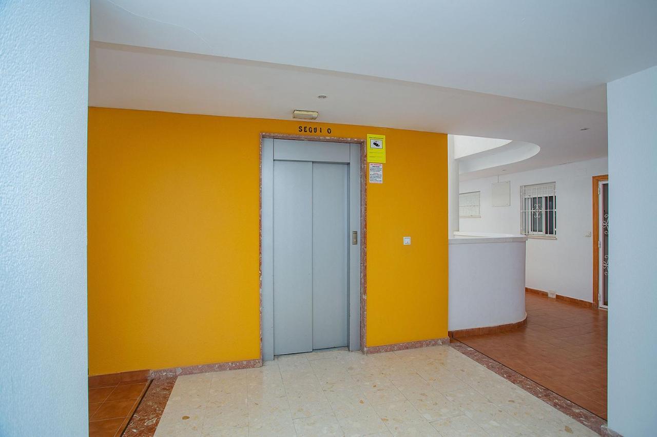 096 Pleasant Place Luis - Alicante Holiday Torrevieja Exterior foto